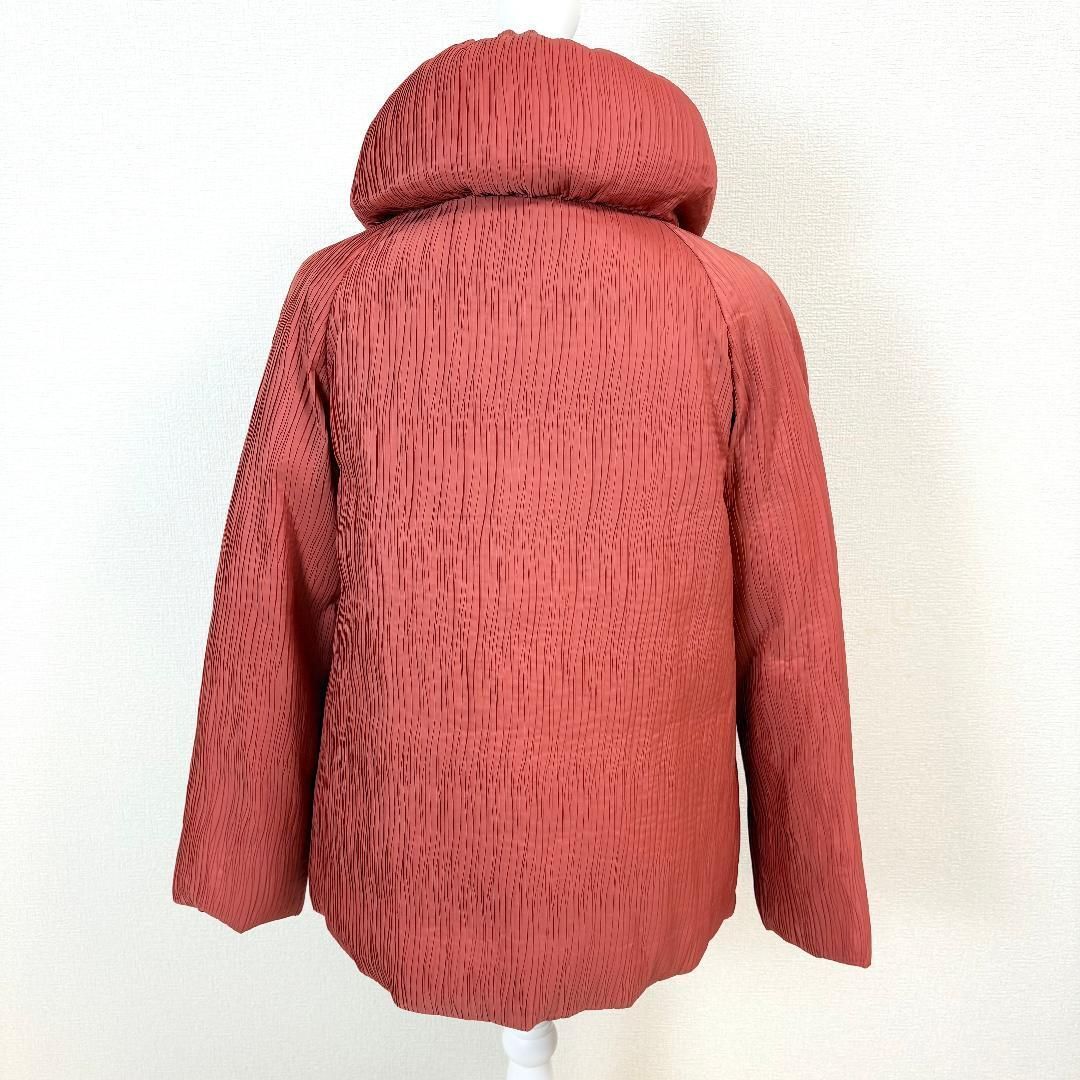 美品 ARMANI COLLEZIONI グース中綿Aラインフレアダウンコート - メルカリ