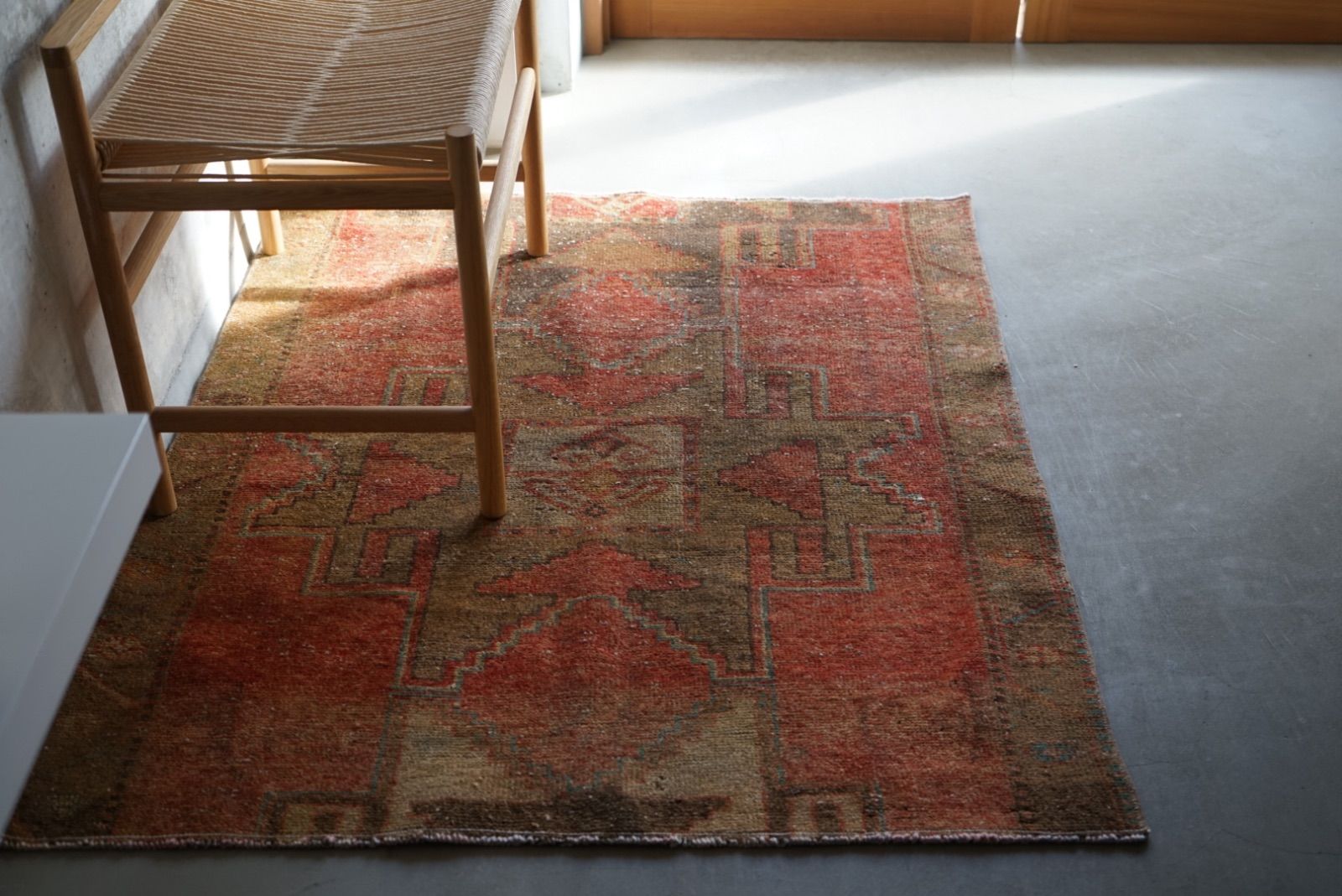 トルコヴィンテージラグ 70s vintage rag オルネドフォイユ トルコヴィンテージラグ 70s vintage rag オルネドフォイユ