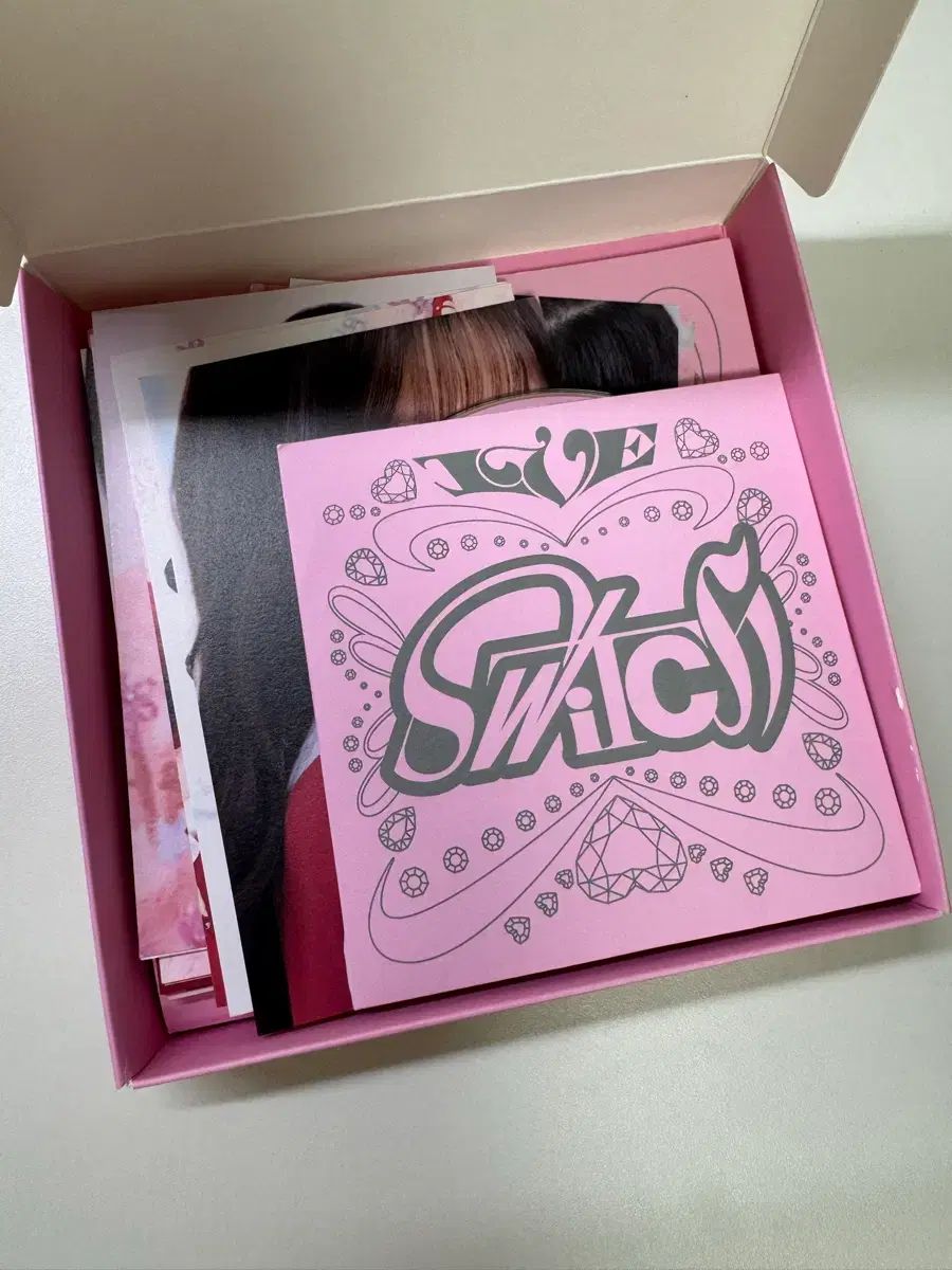 IVE アイヴ Switch アルバム SPIN OFF LOVED VER