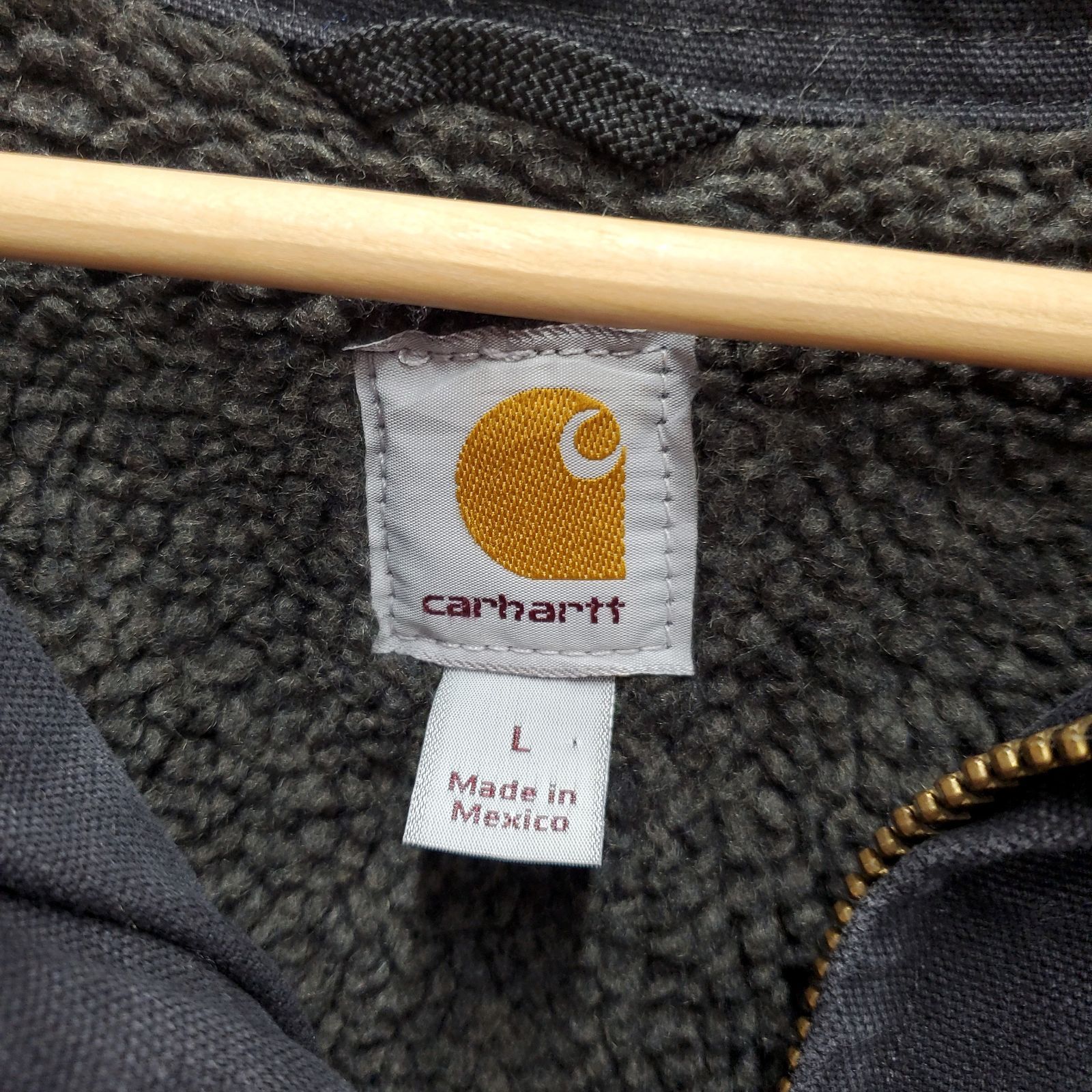 HA180☆カーハート☆ダックジャケット☆企業ロゴ刺繍☆裏ボア