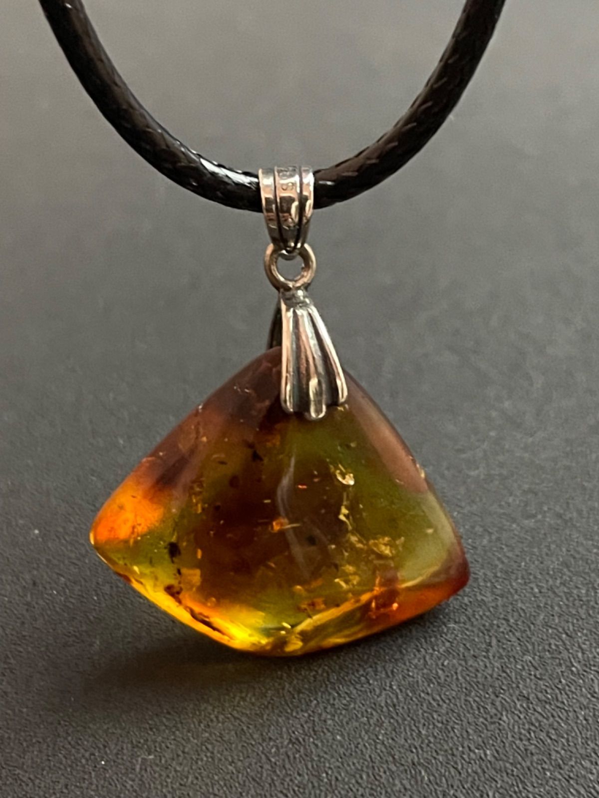 ドミニカ産ブルーアンバー 琥珀ペンダント シルバー925刻印 - メルカリ