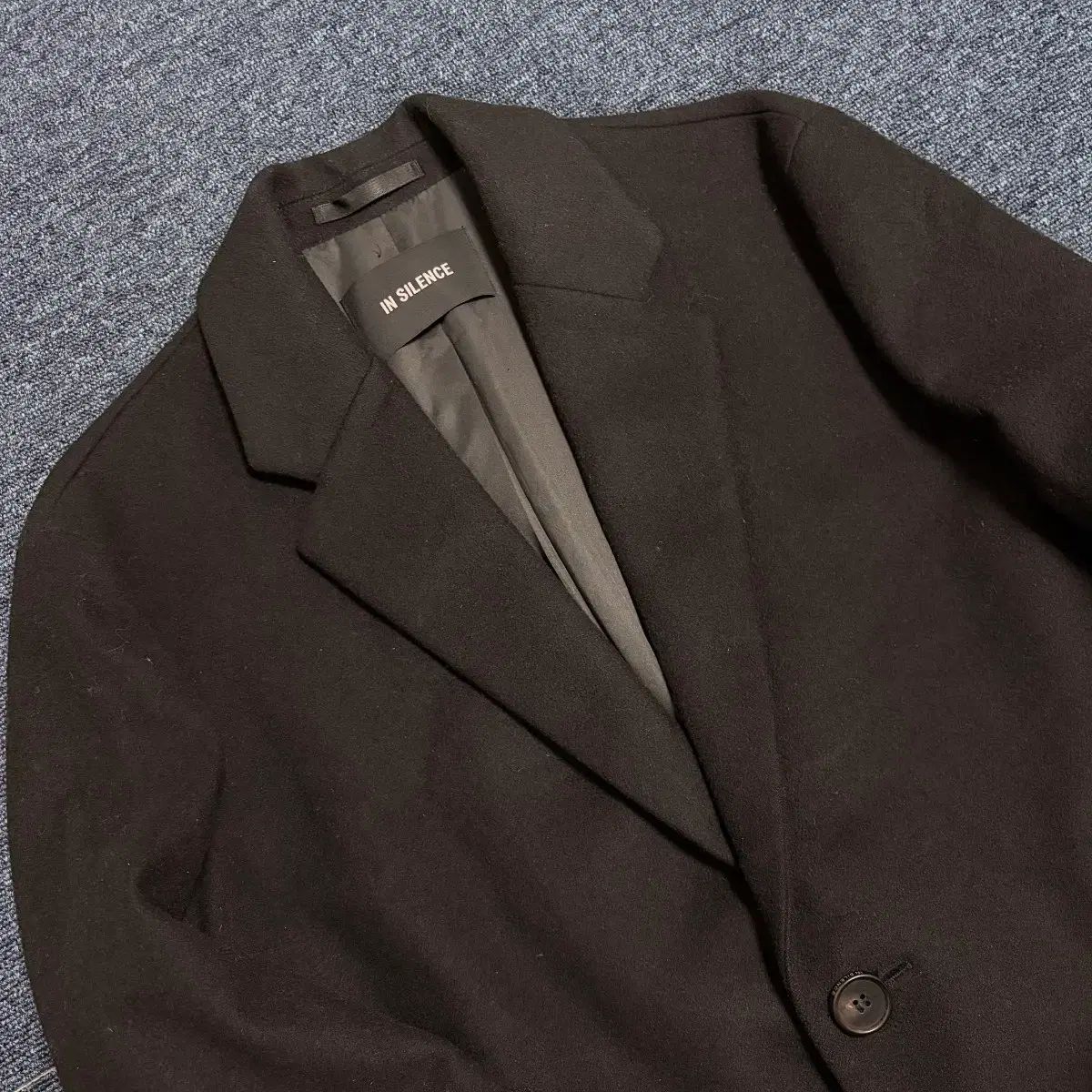 INSILENCE ウールカシミア Single ロング コート ブラック - メルカリ