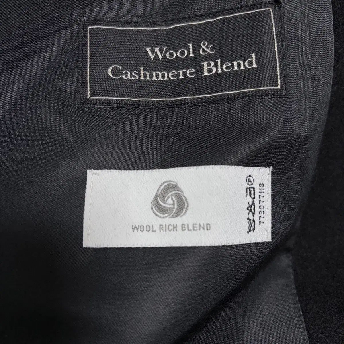 INSILENCE ウールカシミア Single ロング コート ブラック - メルカリ