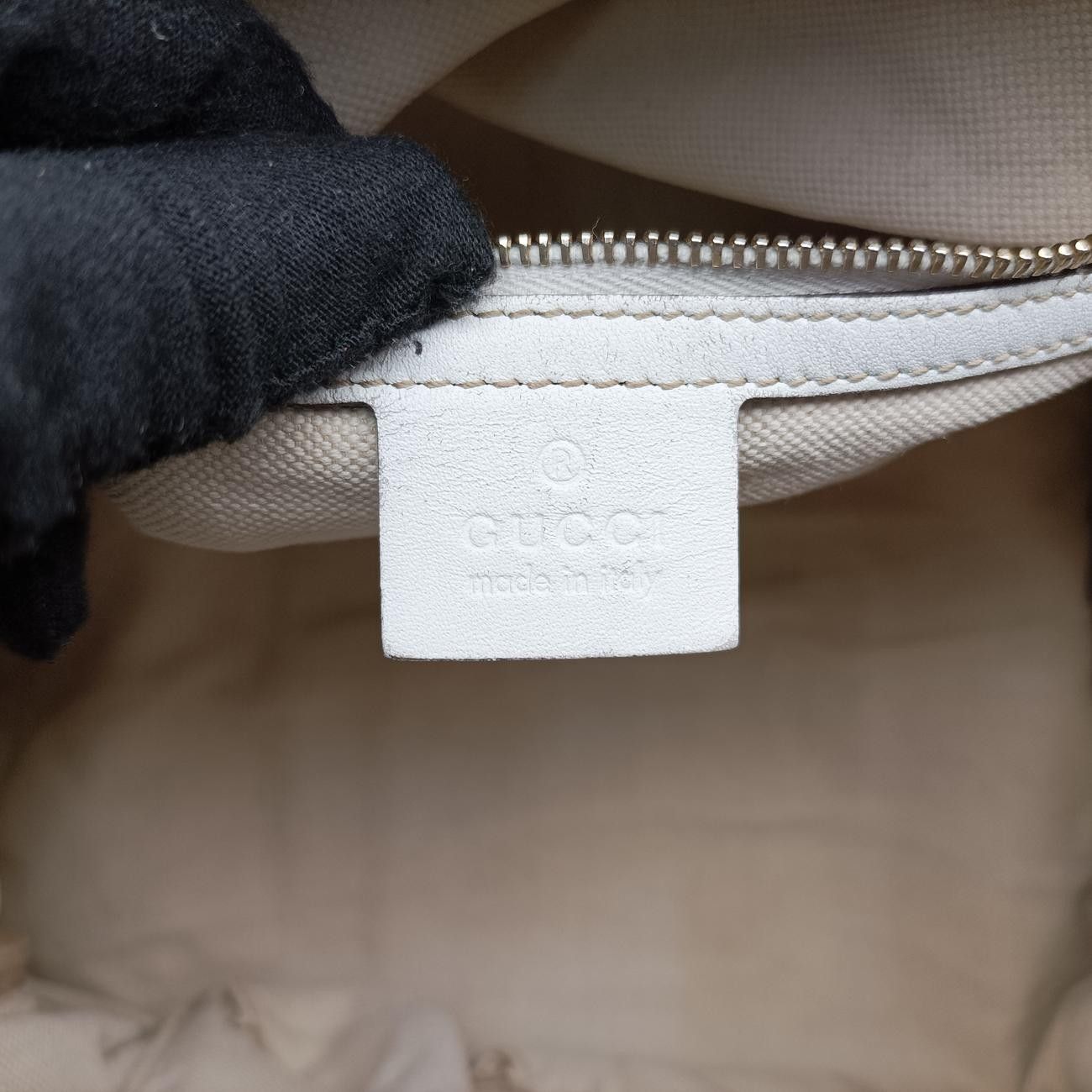 グッチGucciシェリーライン ホワイト×ベージュ×マルチカラー