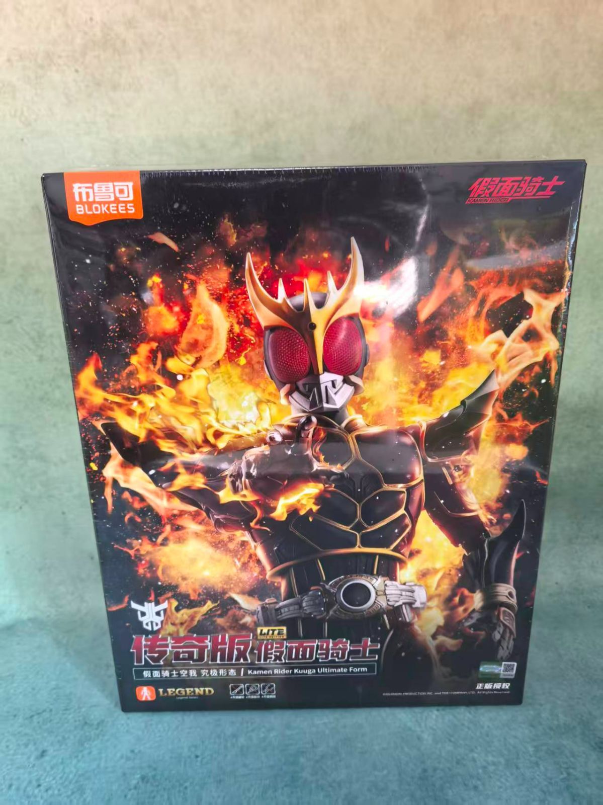 正規品BLOKEESレジェンド版仮面ライダー空我クウガ 究極形態フィギュア