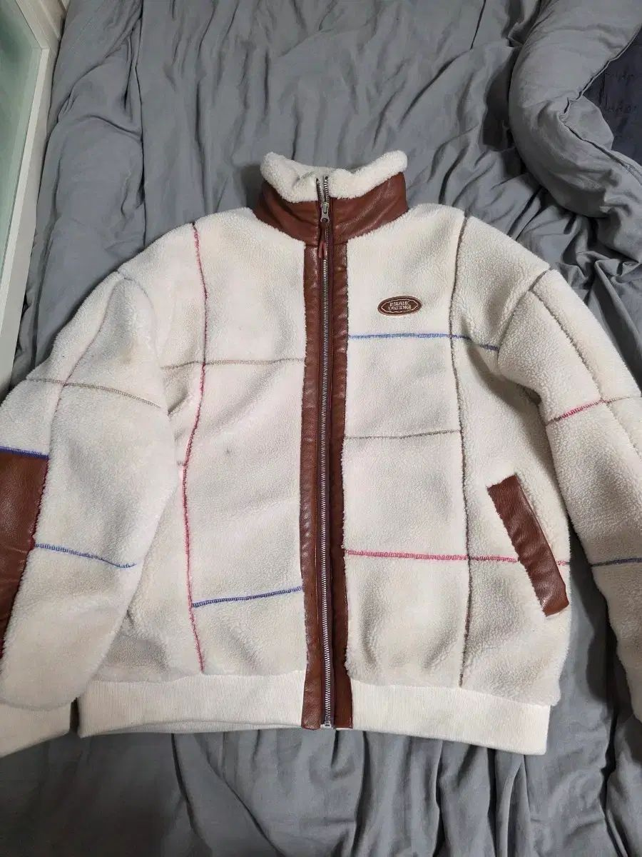 WKNDRS x INSANE GARAGE フリース