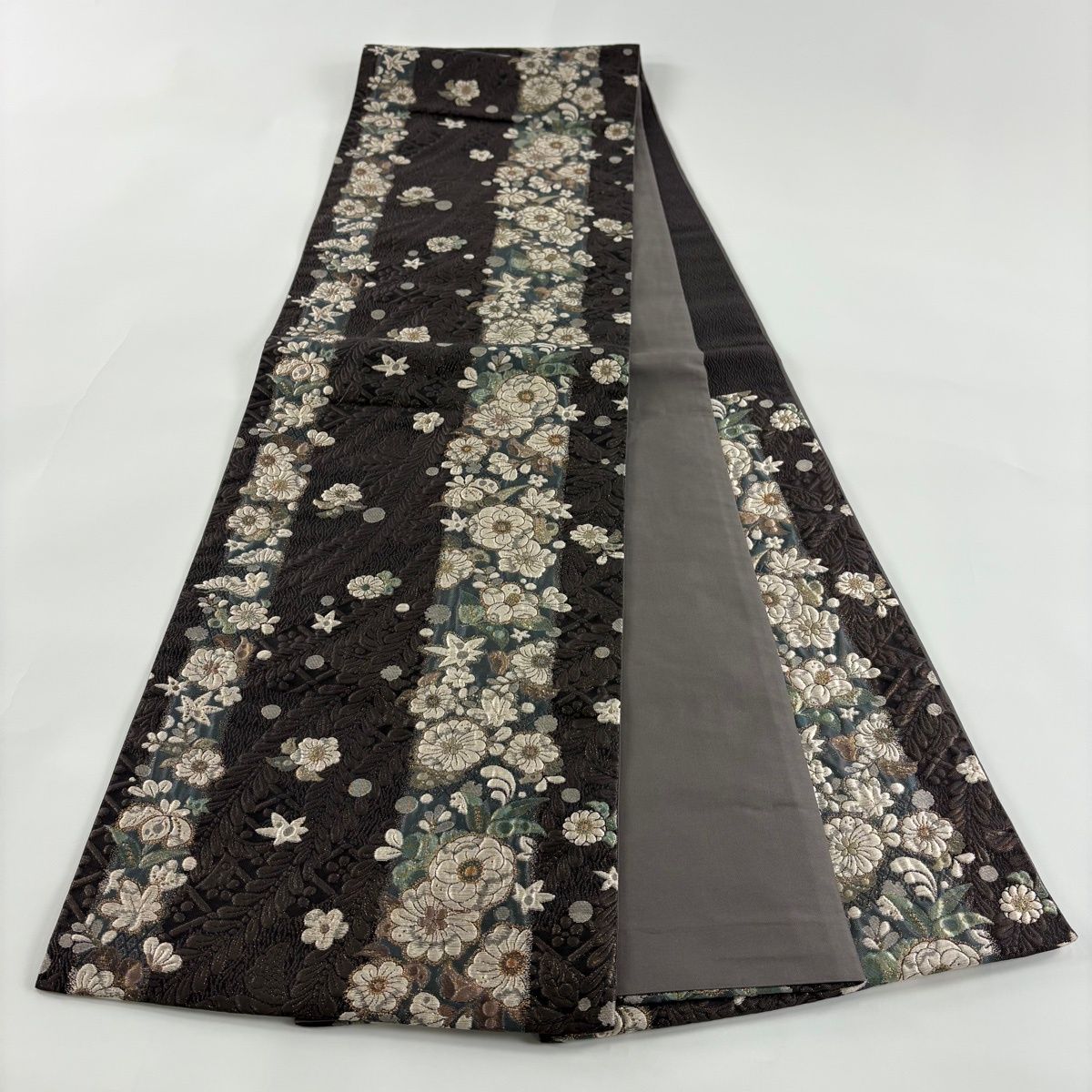 袋帯 秀品 六通 美品 箔 草花 やまと 正絹 金銀糸 中古 灰紫 金糸 紫 