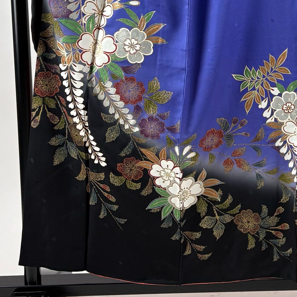 振袖 身丈157cm 裄丈66.5cm M 袷 桜 地紋 金銀彩 ぼかし 青紫 正絹 秀