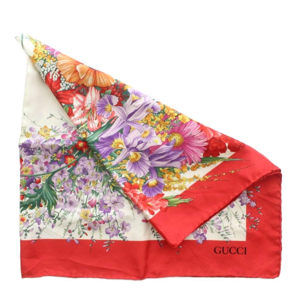 グッチ GUCCI スカーフ 大判 絹 シルク 花柄 フローラル ロゴ 総柄 赤