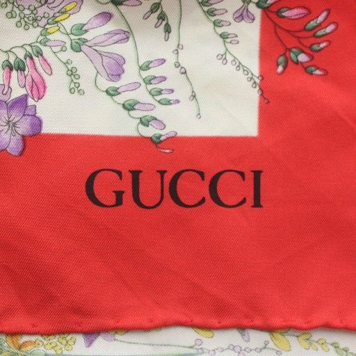 グッチ　スカーフ グッチ GUCCI スカーフ 大判 絹 シルク 花柄 フローラル ロゴ 総柄 赤