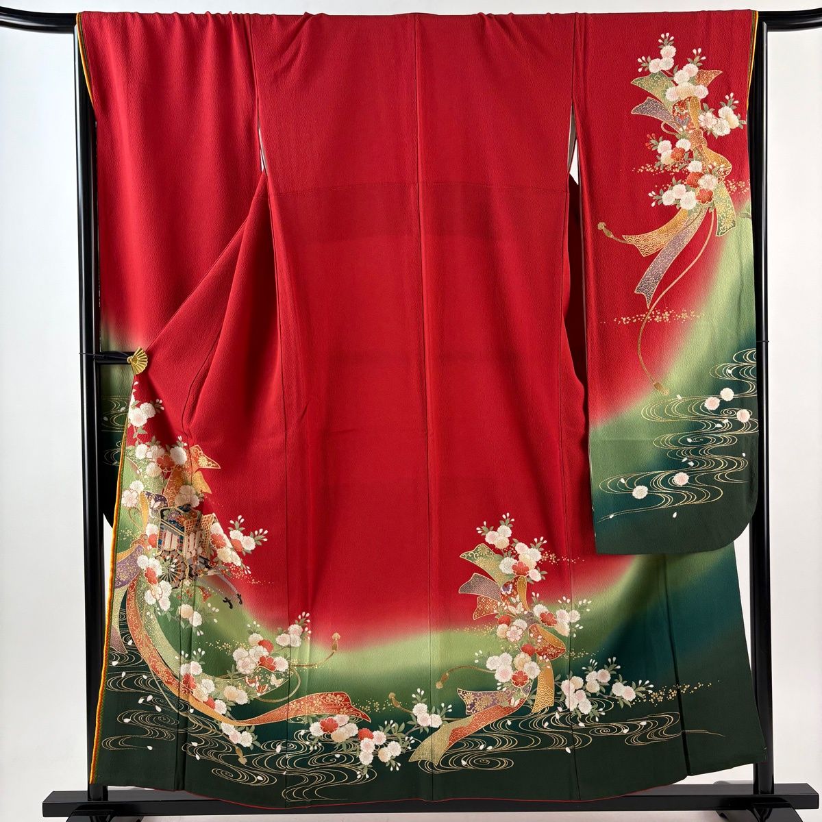 桂由美 やまと 振袖 御所車 流水 桜 赤 正絹 落款 身丈156裄丈65.5 美品】 振袖 身丈156cm 裄丈67.5cm L 袷 桂由美 やまと 落款 御所車 桜