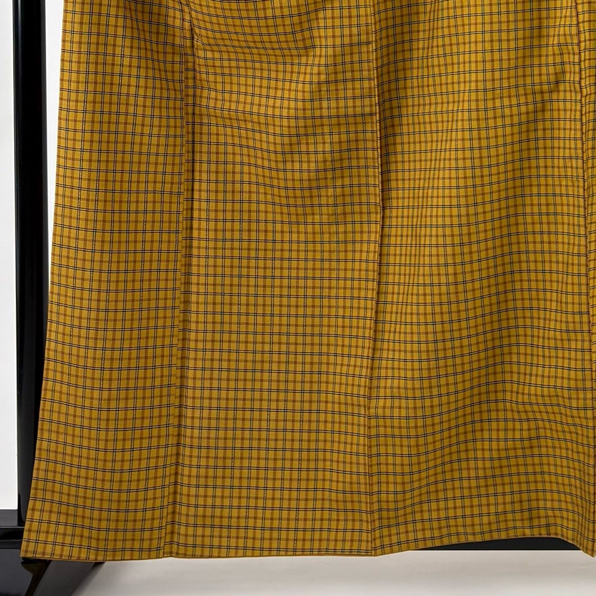 紬 身丈161cm 裄丈63.5cm S 袷 格子 黄土色 正絹 逸品 【中古】 - メルカリ