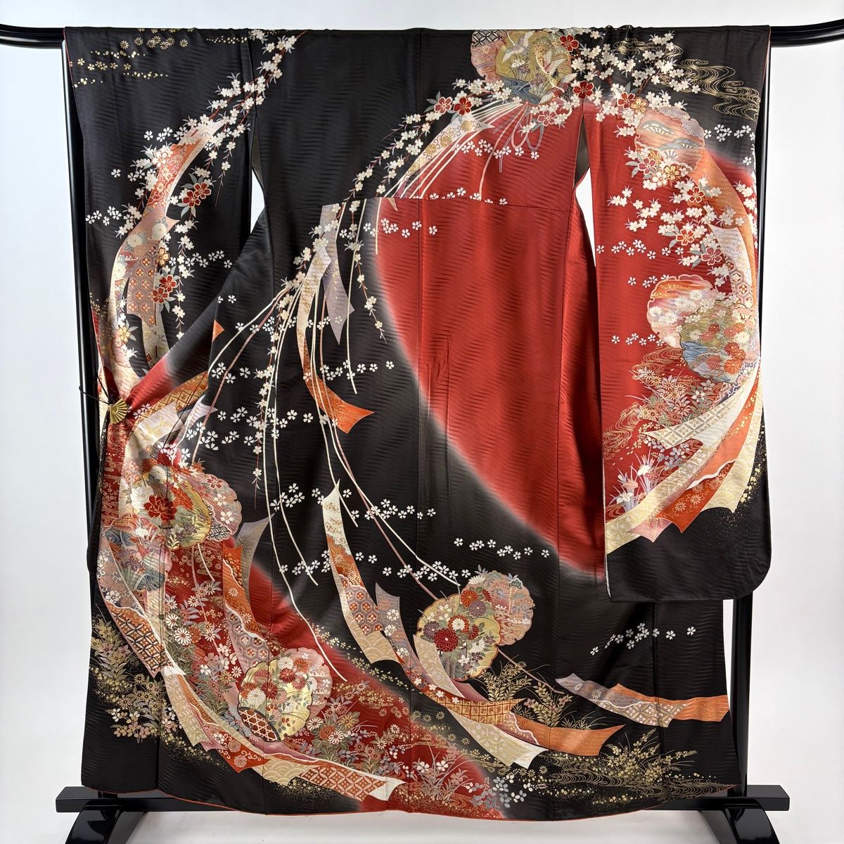 振袖 身丈160cm 裄丈67cm M 袷 雪輪 草花 金糸 金彩 墨色 正絹 秀品