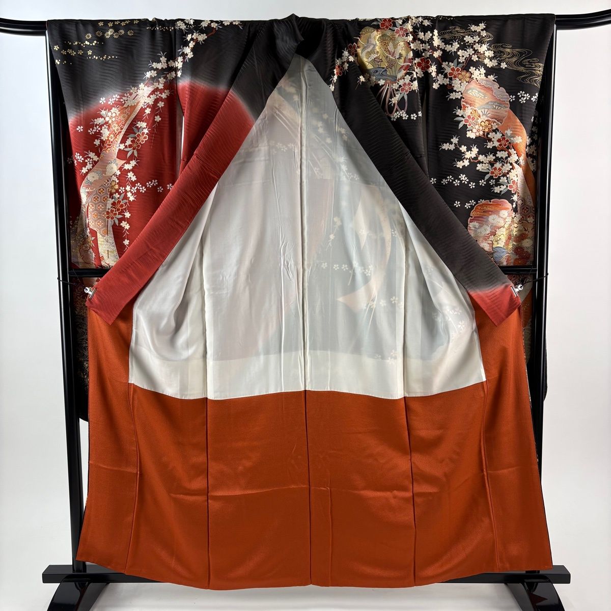 振袖 身丈160cm 裄丈67cm M 袷 雪輪 草花 金糸 金彩 墨色 正絹 秀品