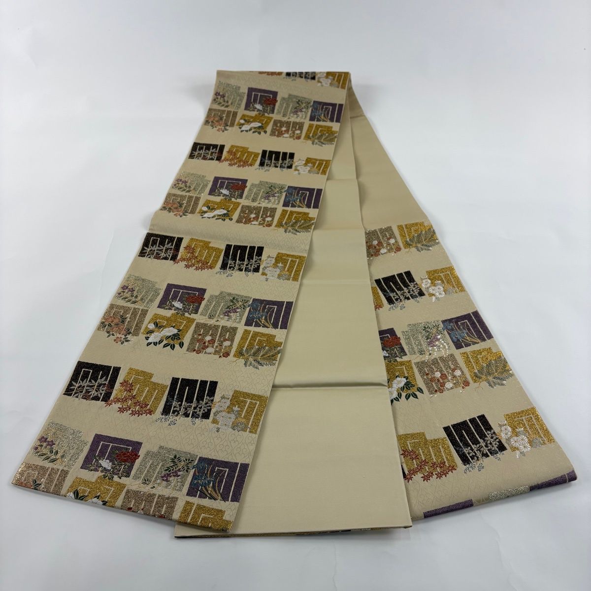 美品】 袋帯 名品 草木染め 源氏香 松梅 箔 刺繍 ベージュ 六通 正絹