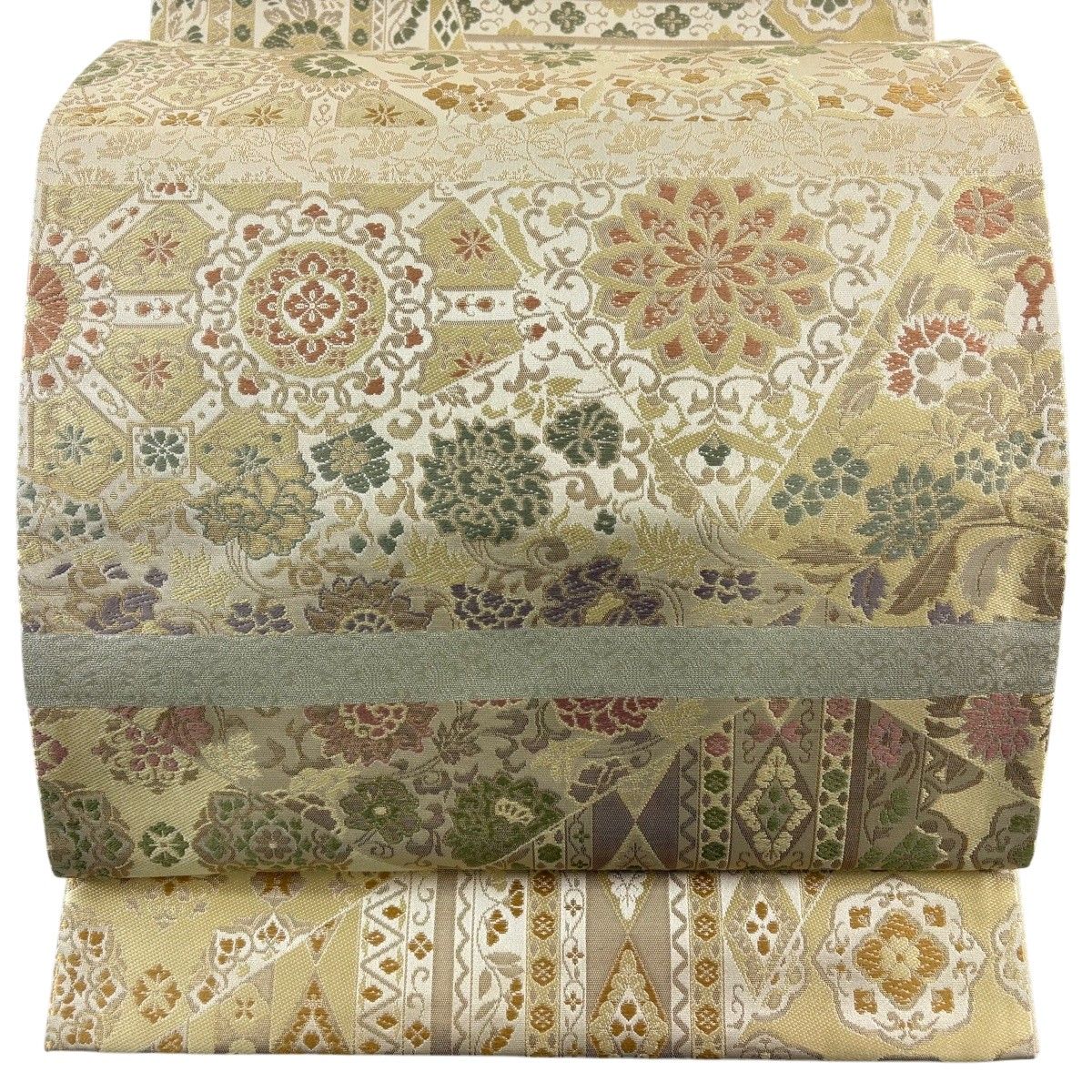 美品】 袋帯 名品 箔屋清兵衛 落款 悠久の美 華文 草花 箔 刺繍