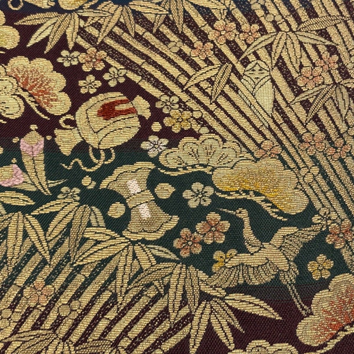 美品】 袋帯 逸品 誉田屋源兵衛 落款 鈴乃屋 松竹梅 宝尽くし 金糸 金