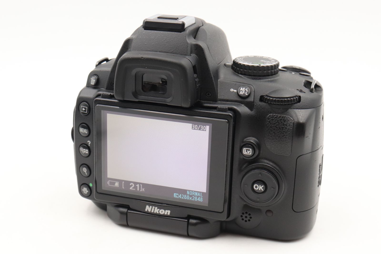 極上品☆ニコン Nikon D5000 デジタル一眼レフカメラ ボディ ｼｬｯﾀｰ回数