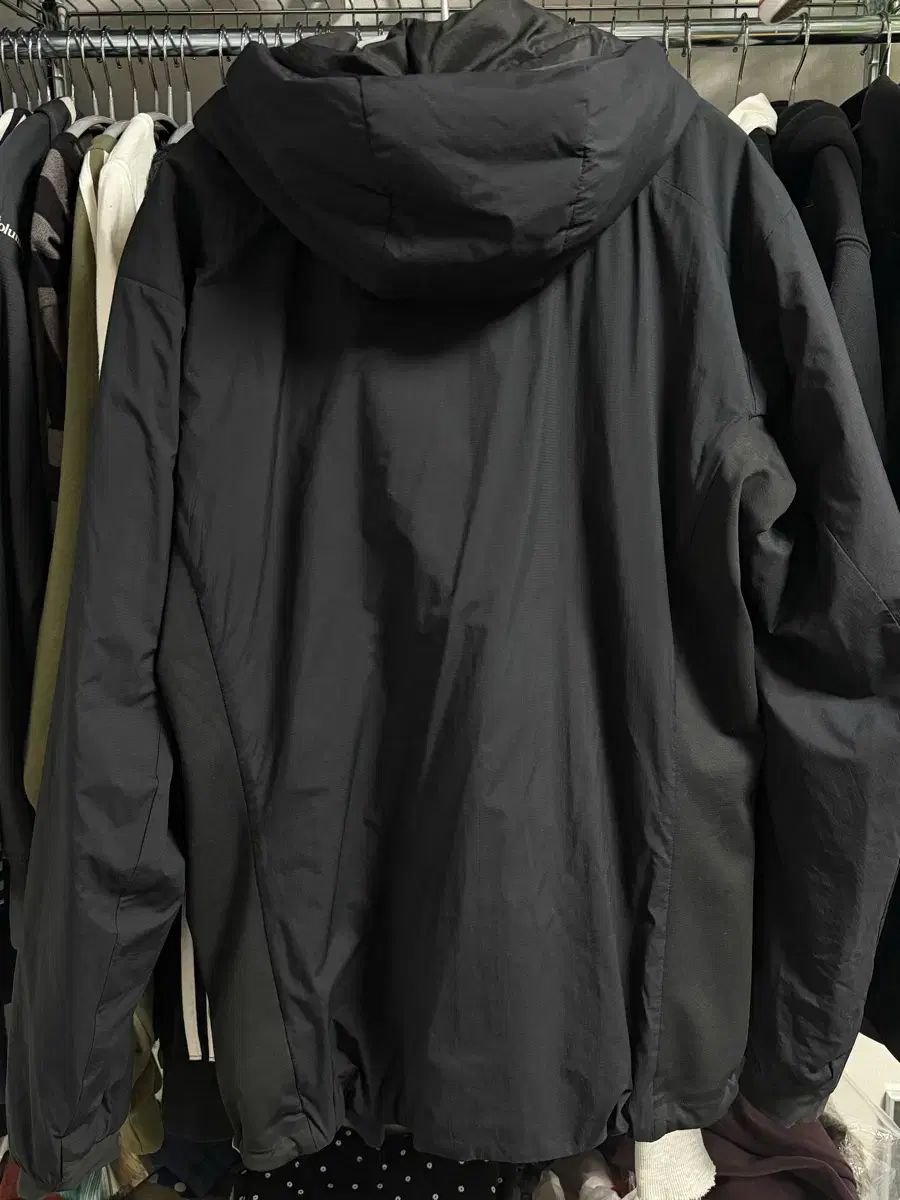 ARC TERYX アークテリクス Atom アトム LT フーディ ブラック M