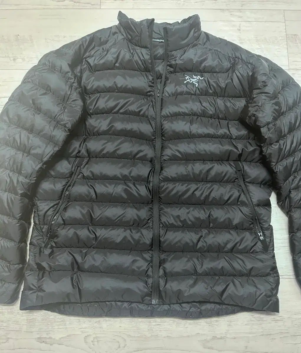 ARC TERYX アークテリクス セリウム LT フードなし ブラック ジャケット XL