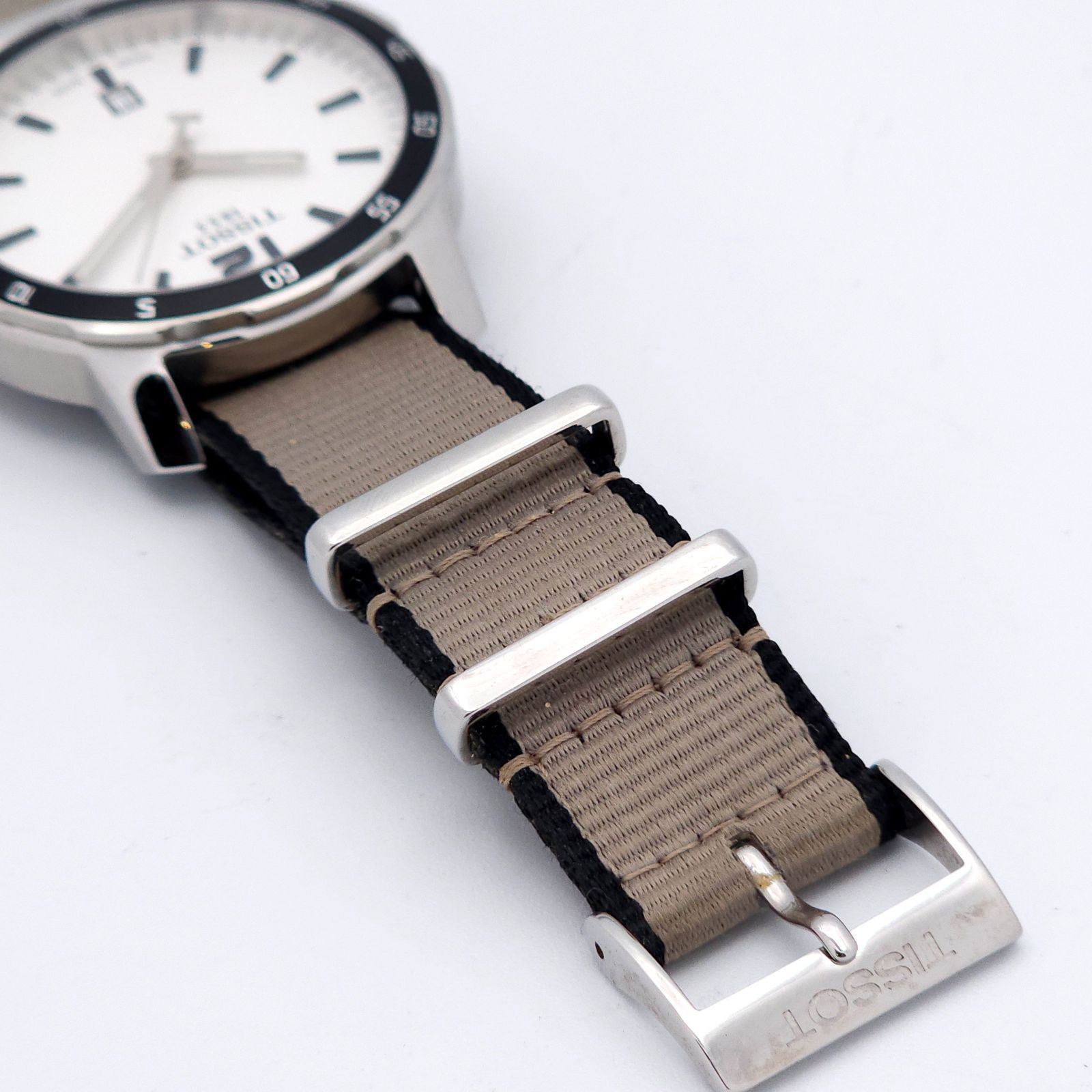 ☆良品 TISSOT ティソ クイックスター T095410 QZ 動作品 - メルカリ