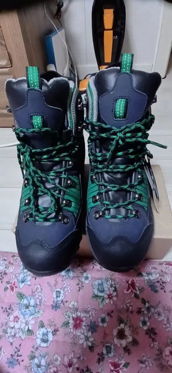 ヴィヴィアン ウエストウッド 등산화 270 mm