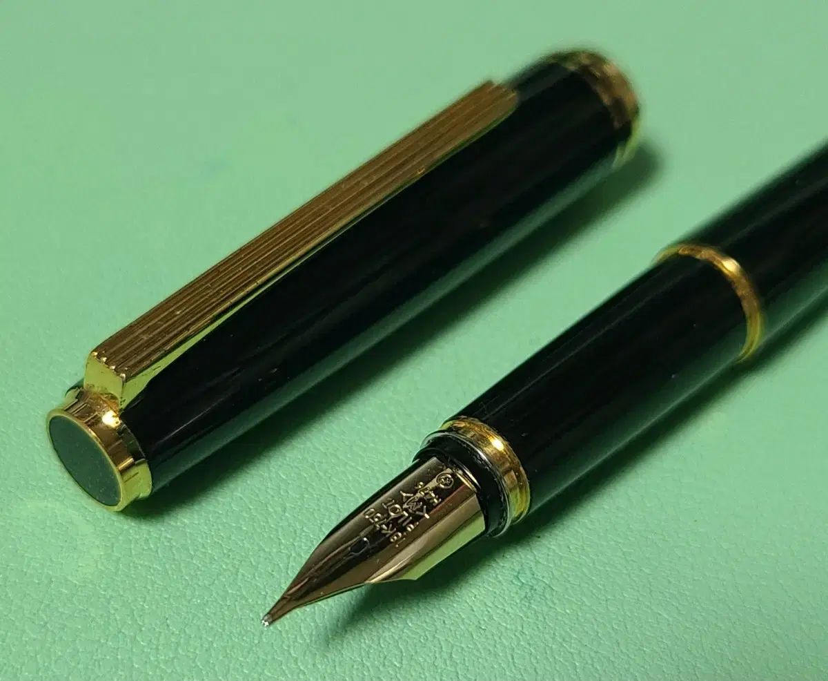 PILOT 万年筆 Grandee 22KAGM F字 18K 1970年代のパイロット万年筆は