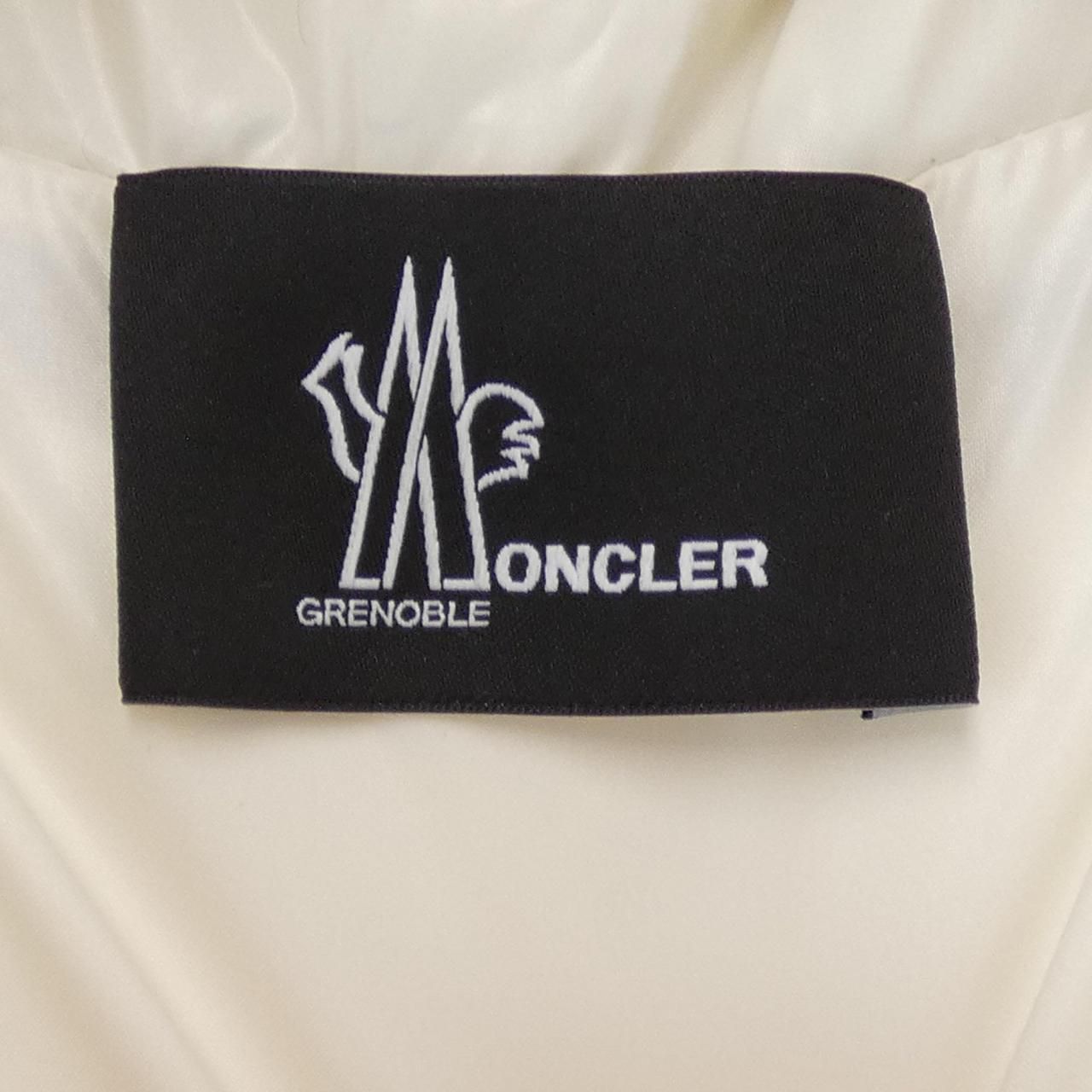 モンクレールグルノーブル MONCLER GRENOBLE 20988G00022 ダウンベスト  