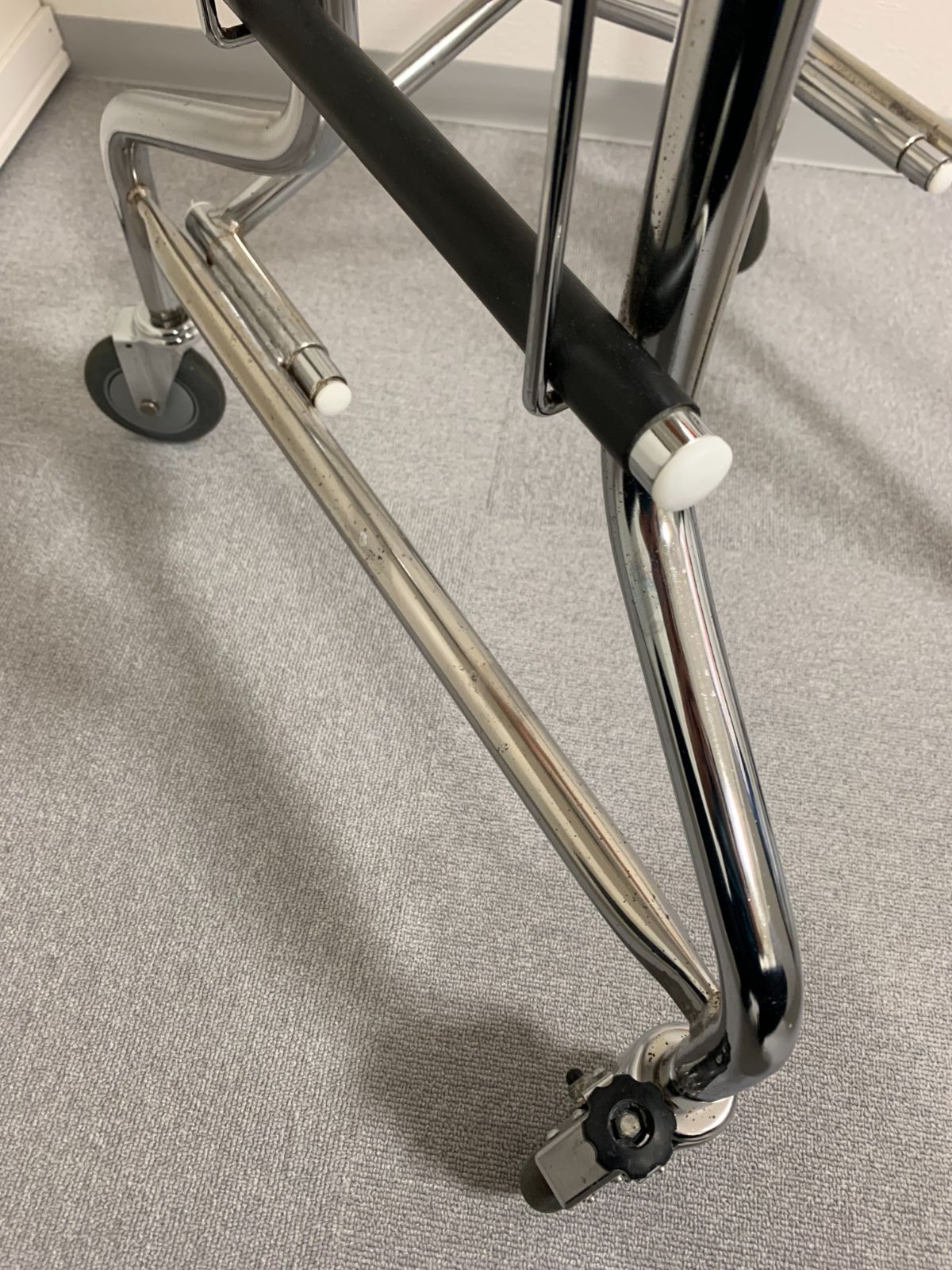 医療歩行器：アルコー1G-T型 - メルカリ