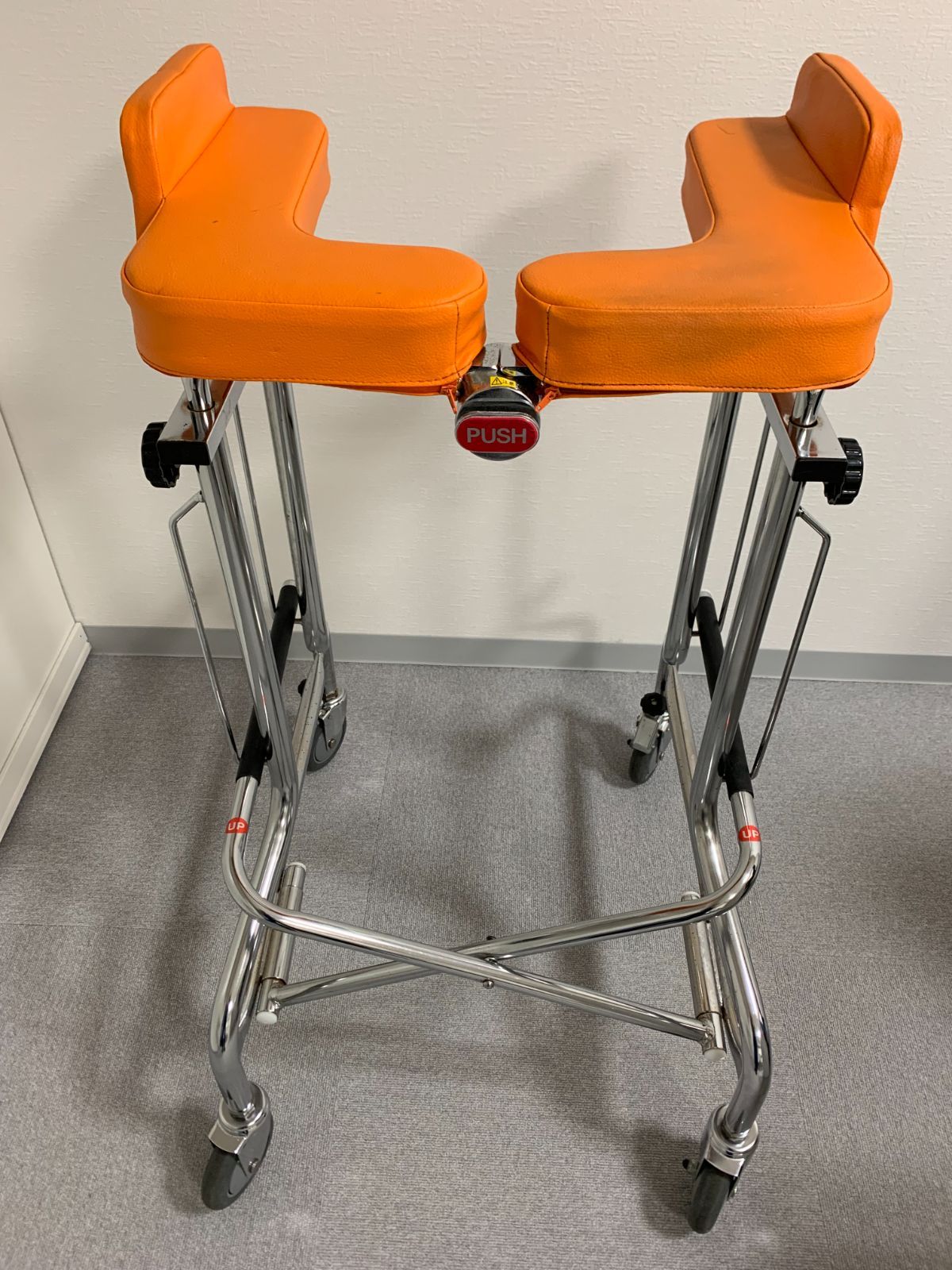 医療歩行器：アルコー1G-T型 - メルカリ