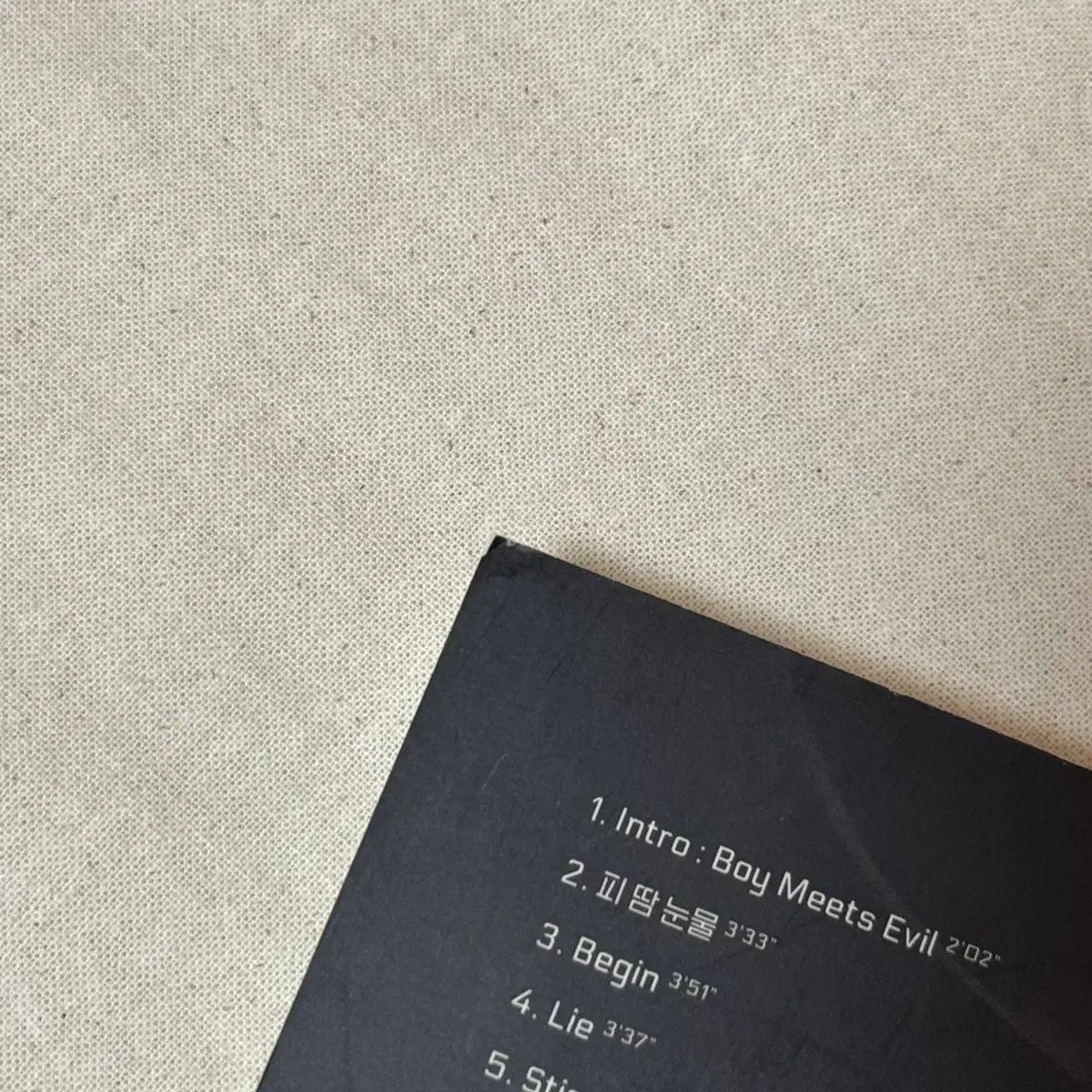 BTS（防弾少年団）「血、汗、涙」全員 サイン入り 非売品 - メルカリ