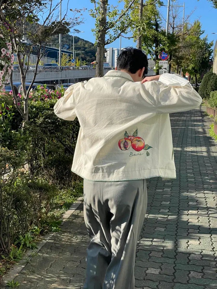 飲んで投稿してね bode ジョージア ピーチ