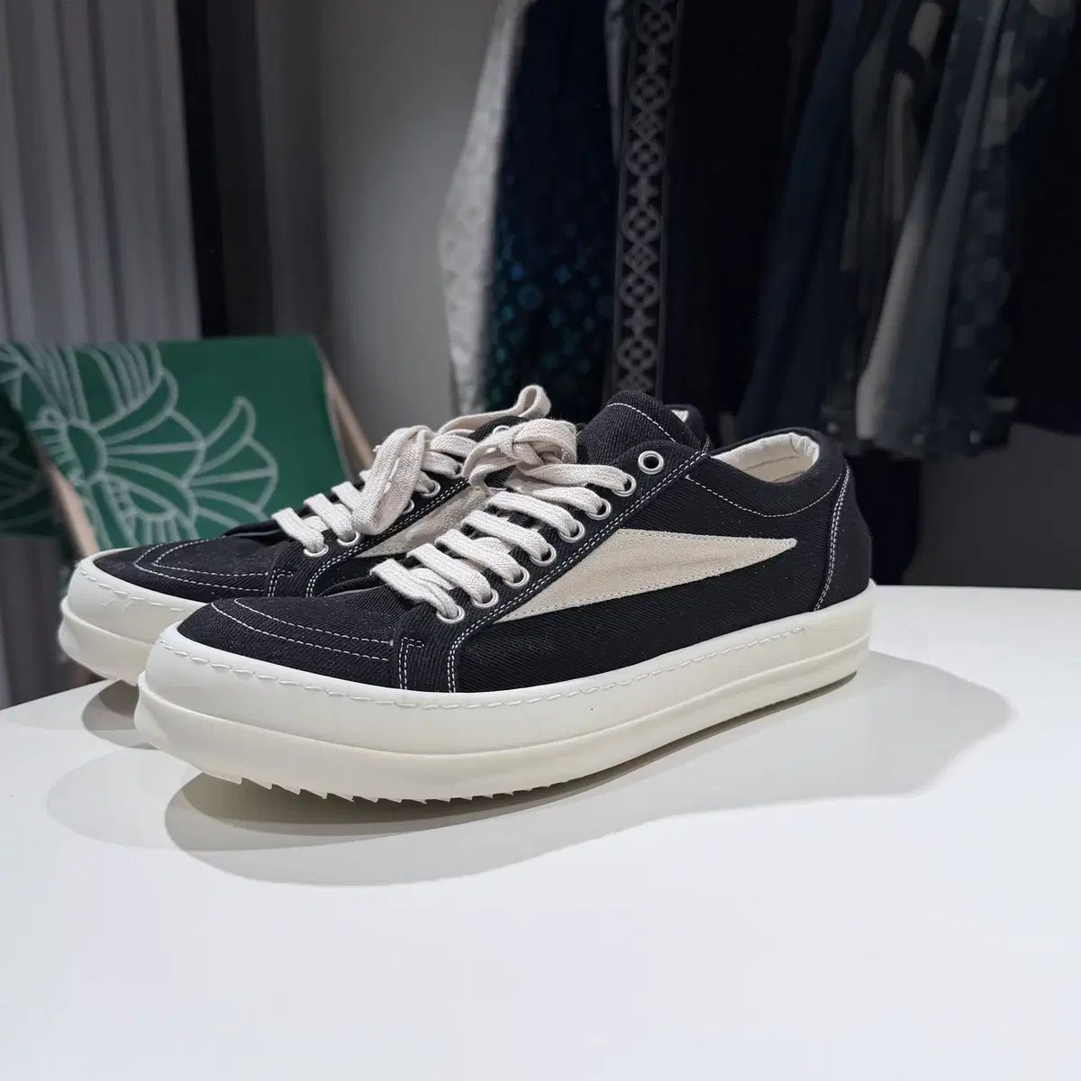 42 / リックオウエンス ダークシャドウ ヴィンテージ スニーカー Rick 