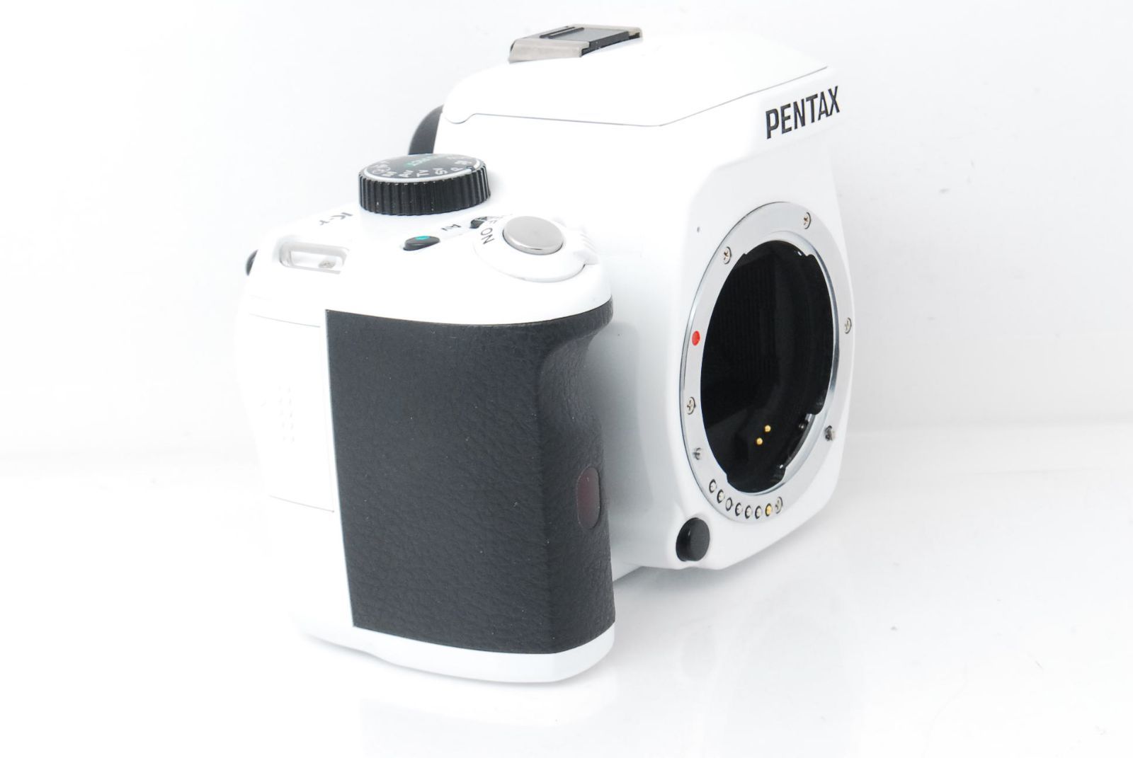 ☆かわいいホワイトカラー！ショット数9558回！スマホ転送OK