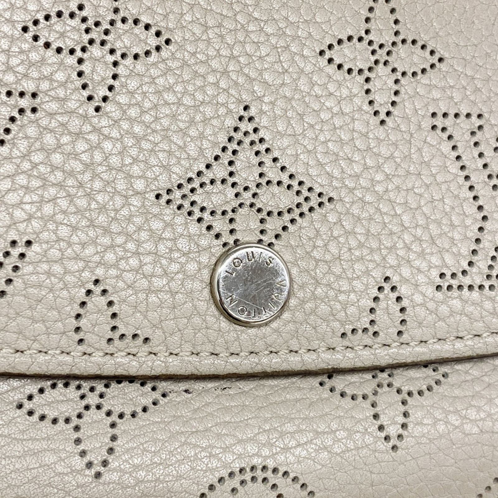 ルイ・ヴィトン(Louis Vuitton) ルイ・ヴィトン 長財布 マヒナ