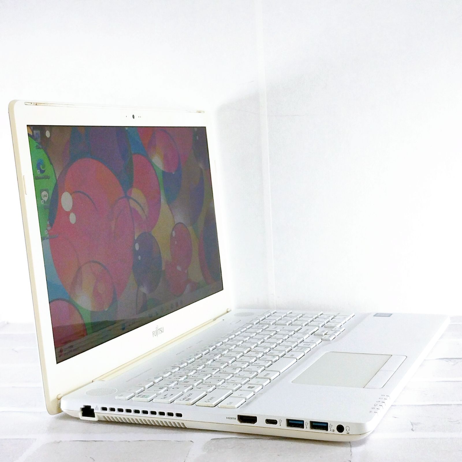 美品✨たっぷり1TB✨Corei7✨Windows11 カメラ付 ノートパソコン Amazon.co.jp: 【整備済み品】 【WEBカメラ搭載 & 爆速Core i7搭載