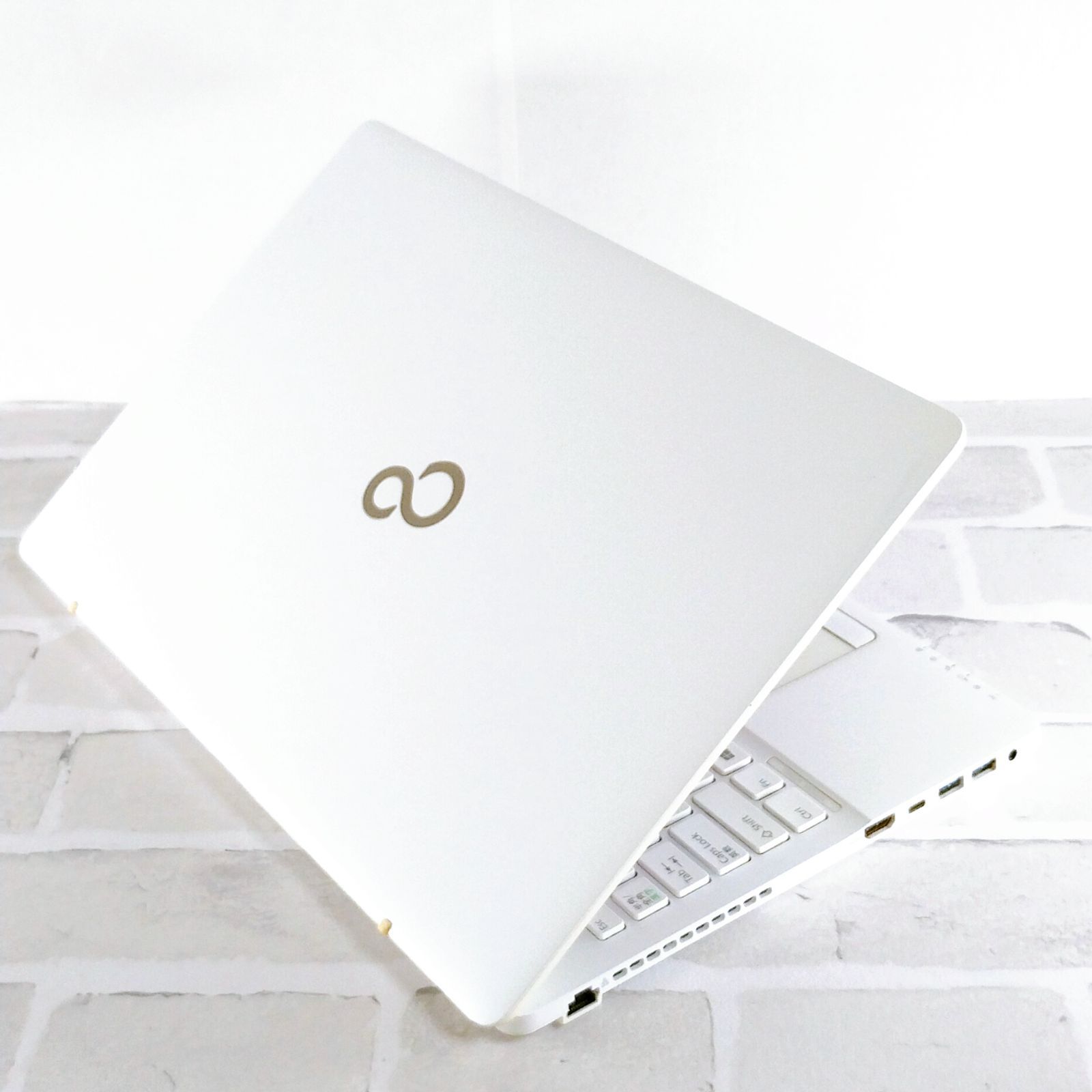 美品✨たっぷり1TB✨Corei7✨Windows11 カメラ付 ノートパソコン Amazon.co.jp: 【整備済み品】 【WEBカメラ搭載 & 爆速Core i7搭載