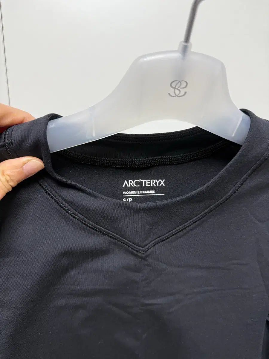 ARC'TERYX アークテリクス 起毛 長袖 レディース s 【公式通販】 ARC'TERYX アークテリクス 起毛 長袖 レディース s 【公式通販】
