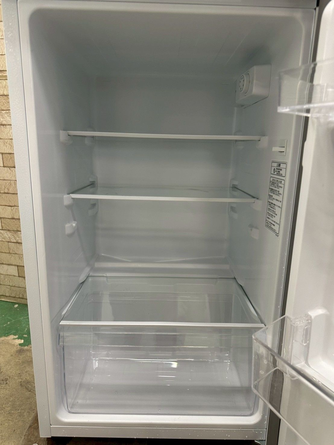 大阪送料無料☆3か月保障付き☆冷蔵庫☆ハイセンス☆2ドア☆2023年☆HR