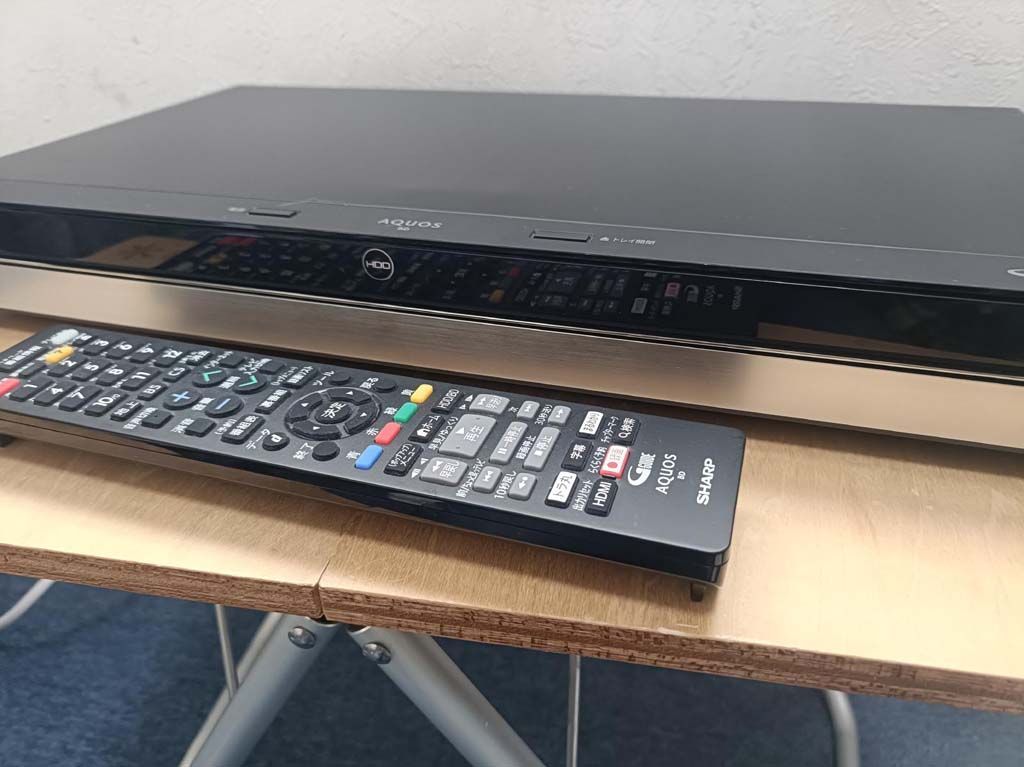 ULTRA HD 2TB 3番組録画 シャープBDレコーダー BD-UT2100 ☆4K Ultra