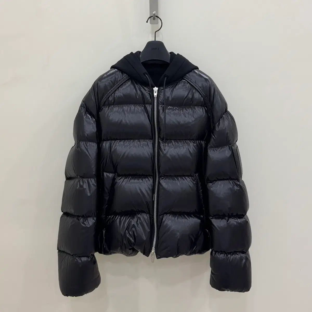 44 Juun.J 22 fw 光沢 ダウン