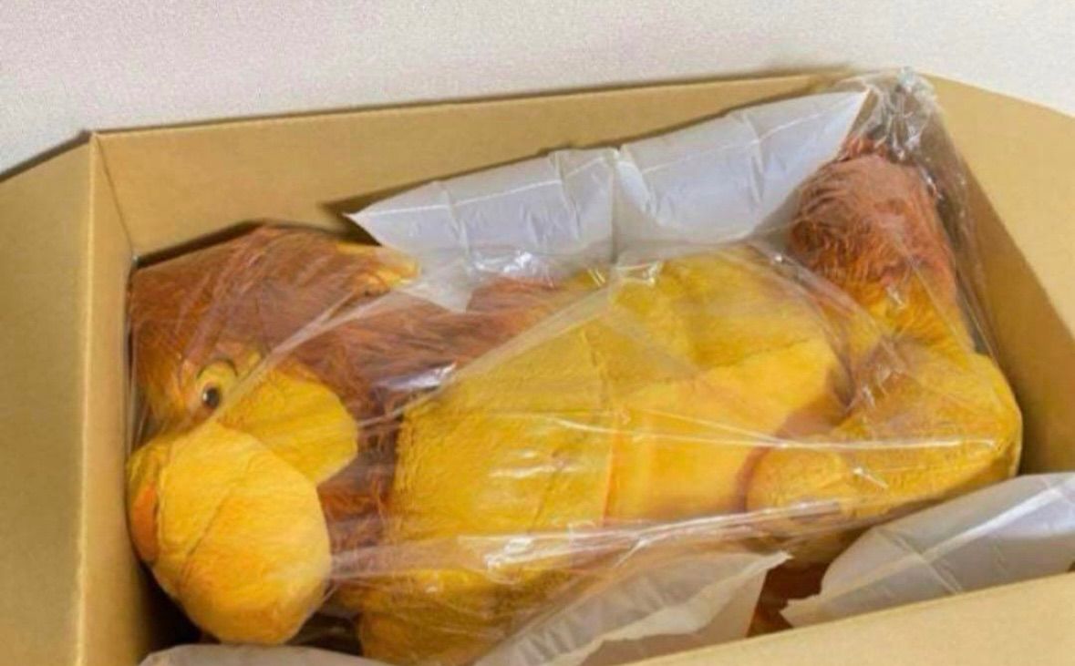 新品未使用】 シンバ（大人バージョン） 抱きまくら 全長約74センチ