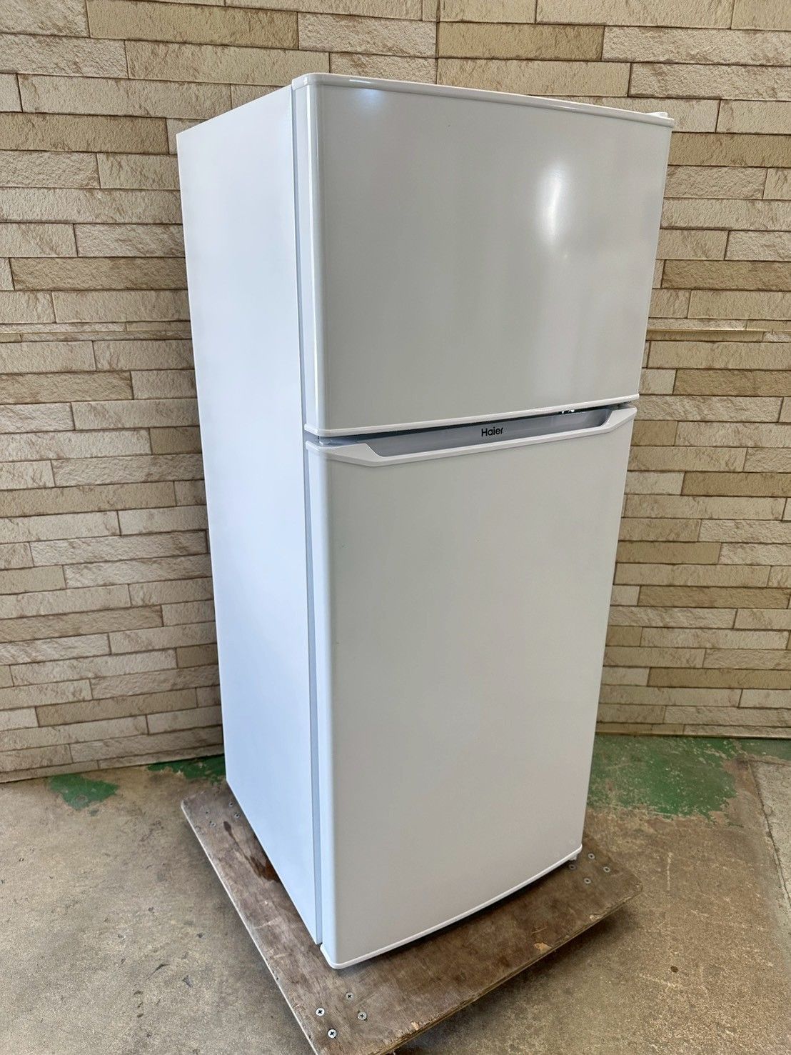 美品】大阪送料無料☆3か月保障付き☆冷蔵庫☆ハイアール☆2ドア☆2023