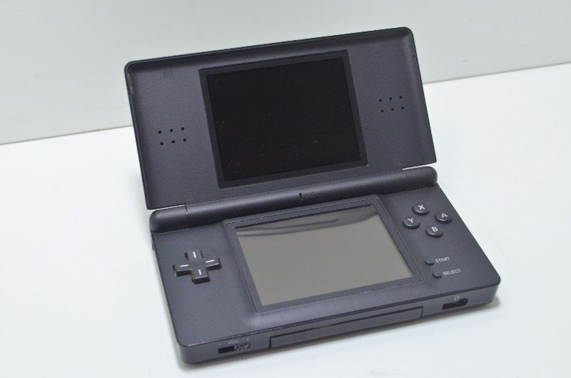 ニンテンドー Nintendo DS Lite ジェットブラック 本体 携帯ゲーム機