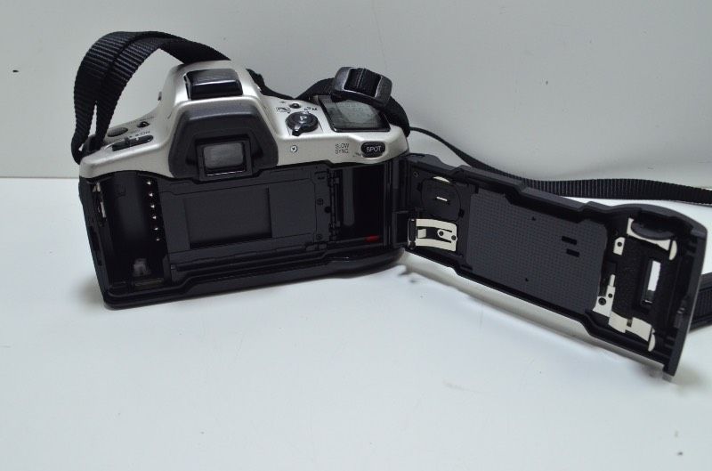 送料無料】 ミノルタ MINOLTA α303si SUPER 一眼レフフィルムカメラ AF