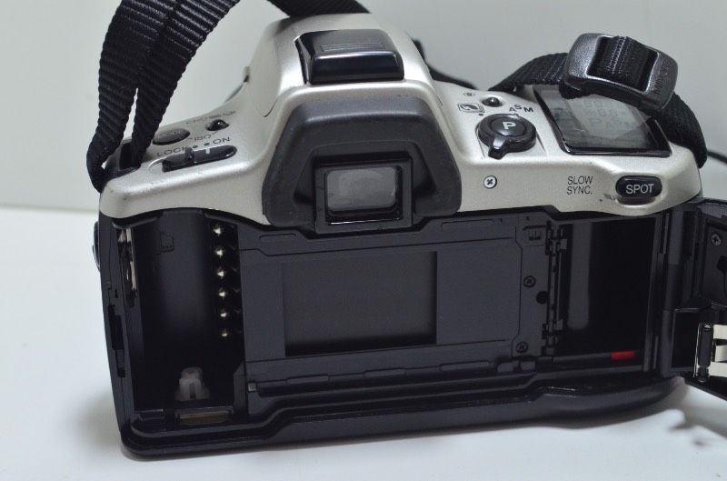 送料無料】 ミノルタ MINOLTA α303si SUPER 一眼レフフィルムカメラ AF