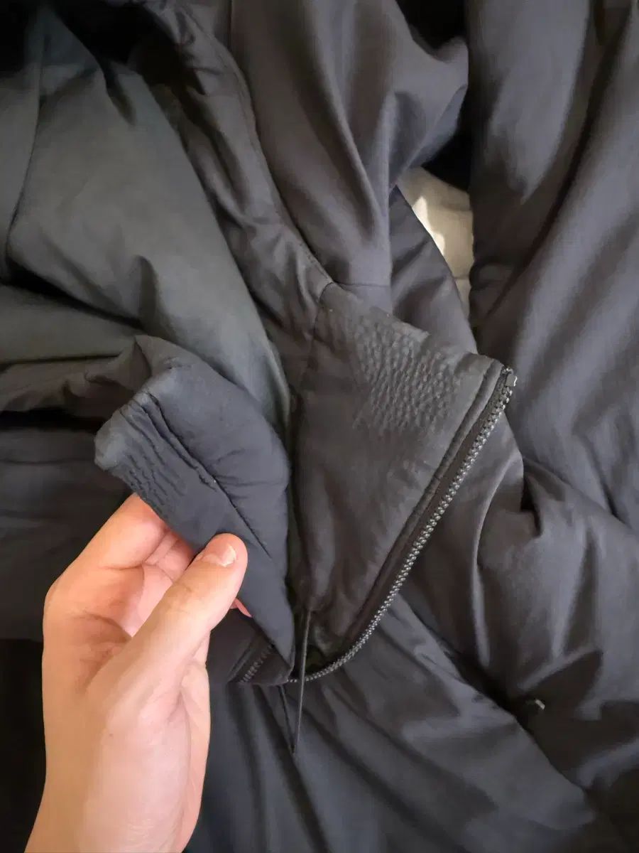 ARC TERYX アークテリクス Atom アトム ar ブラック M サイズ