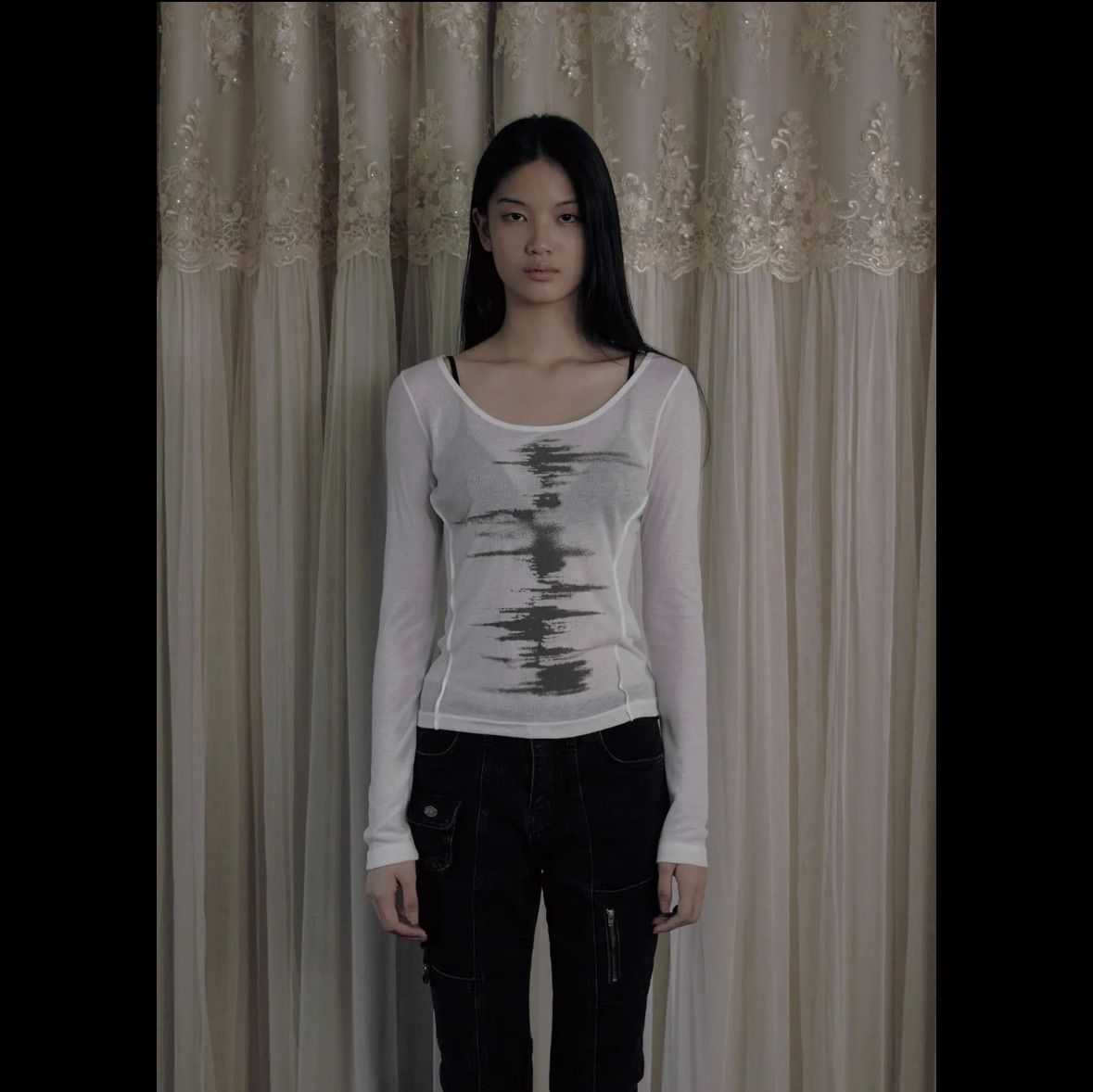 Bohemseo Bohemian seoul トップス シズニルック BOHEMIAN SEOUL】BOHEMSEO NOISE PRINTED LINE LONG SLEEVE ホワイト