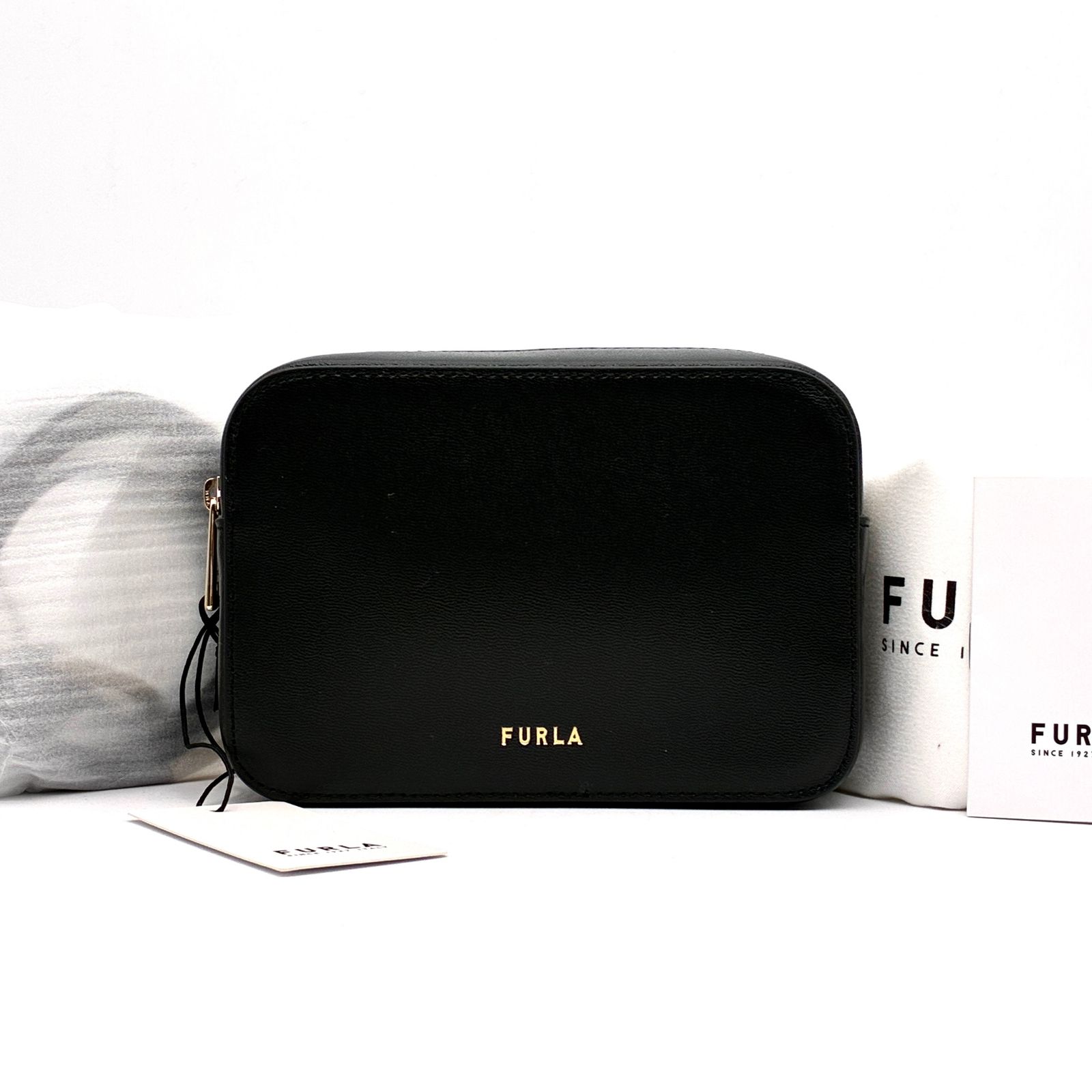 新品未使用品 FURLA ブラックレザーポーチ 保存袋付き FURLA ブラックレザー ポーチ - メルカリ