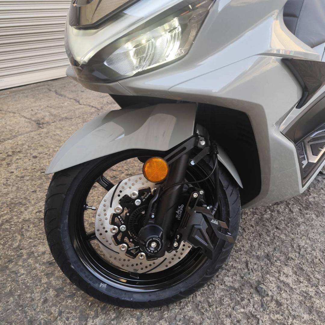 2021年PCX(JK05/KF47)スリットローターディスク前後セット